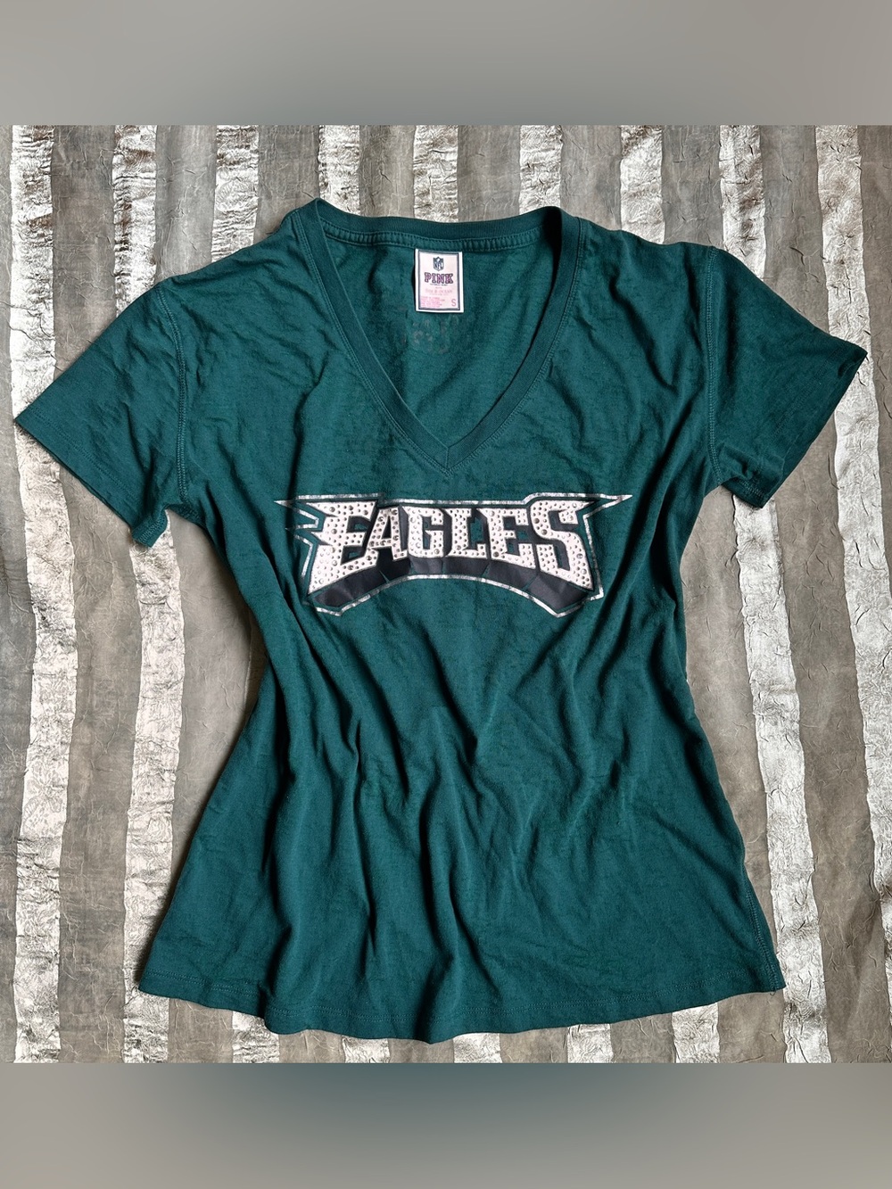 Y2K Mcbling PINK Victoria's Secret Women's Eagles Teal V-Neck Tee Jersey - Picture 1 of 3